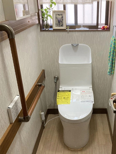 奈良県奈良市にてトイレ取替え TOTOウォシュレット一体型便器ZR1