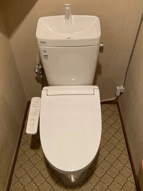 奈良県天理市にてトイレ取替え リクシルアメージュ便器シャワートイレKB