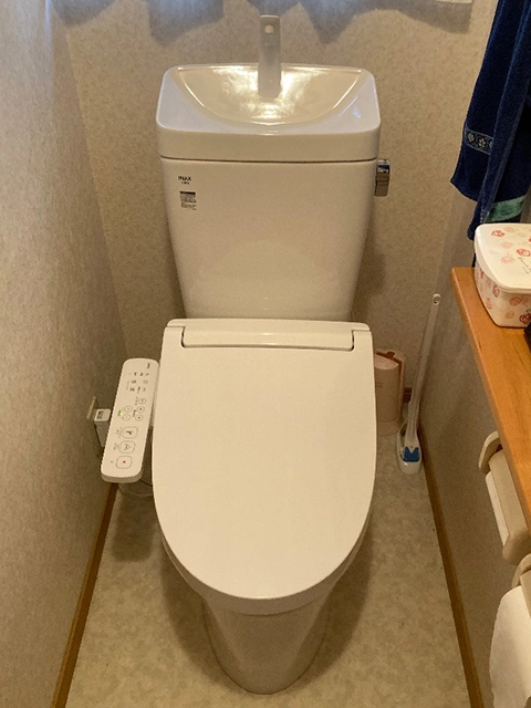 奈良県生駒郡にてトイレ取替え リクシルアメージュ便器シャワートイレKB